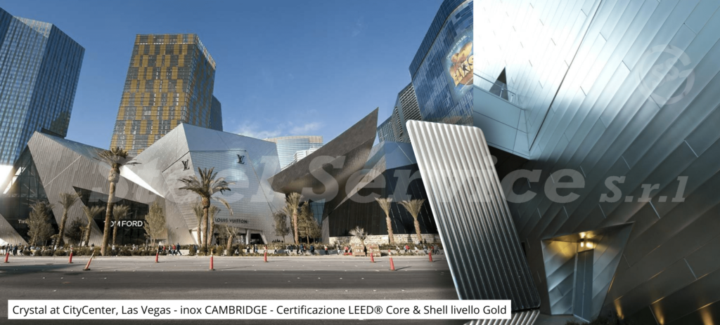 Architettura sostenibile, EPD inox bugnati colorati e ambiente - inox CAMBRIDGE