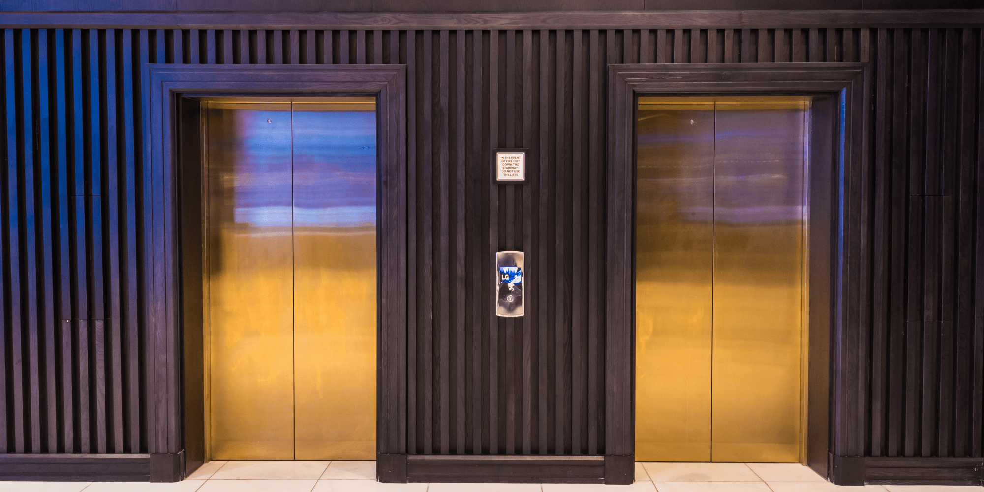 Porte ascensori in acciaio inox colorato, inox colorato per ascensori